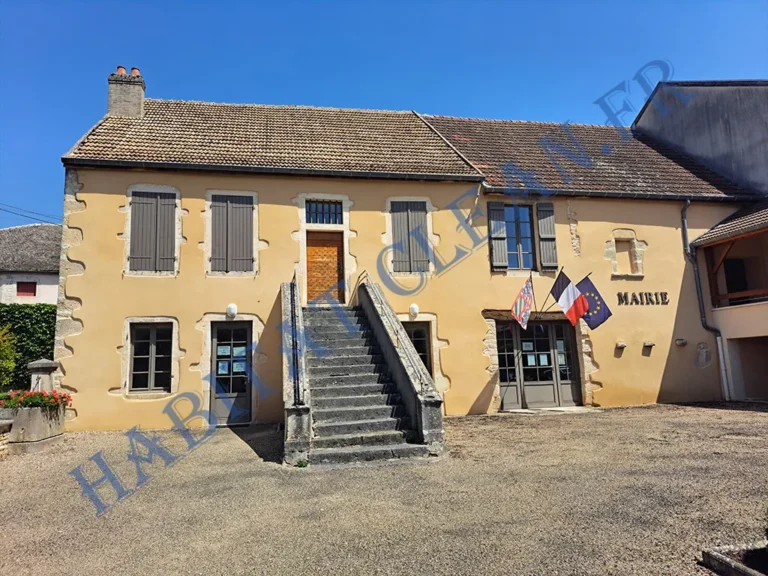 Nos réalisations,expertise,excellence,SAVOIR-FAIRE,INCOMPARABLE nettoyage demoussage mairie auxey duresses habitatclean.fr